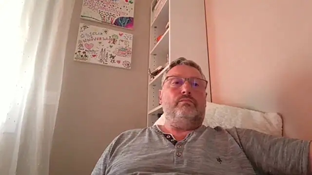 doudou310 online show from May 11, 2:45 pm