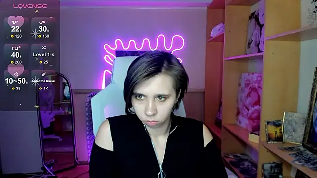 Snapshot of Scarlet_Sirenn chatting on February 5, 10:20 am Scarlet Sirenn online show from February 5, 10:20 am