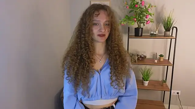 Beily Moone online show from February 5, 6:51 am