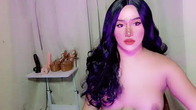 ChloeAsian online show from May 14, 10:22 am