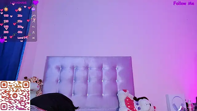 Snapshot of violettaevanzx chatting on June 29, 1:01 am violettaevanzx online show from June 29, 1:01 am