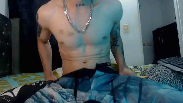 Snapshot of TylerBelfort chatting on June 19, 12:59 am TylerBelfort online show from June 19, 12:59 am