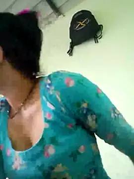 Miya jaan online show from August 3, 9:37 am