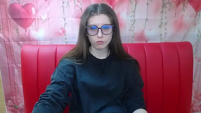 Snapshot of LilianaShine chatting on March 7, 5:59 am LilianaShine online show from March 7, 5:59 am