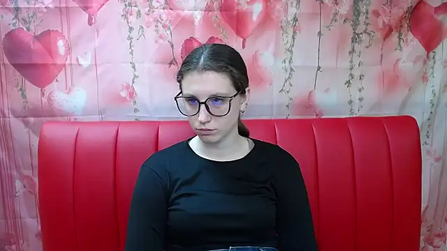 Snapshot of LilianaShine chatting on March 29, 5:07 am LilianaShine online show from March 29, 5:07 am