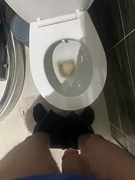 yyusuuf0611 online show from February 11, 6:57 pm