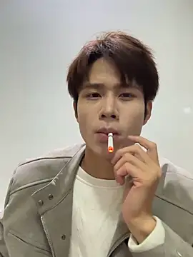 SM 004 online show from February 2, 10:47 am