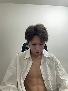 SM 004 online show from March 20, 11:37 am