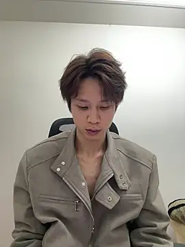 SM 004 online show from March 26, 11:05 am