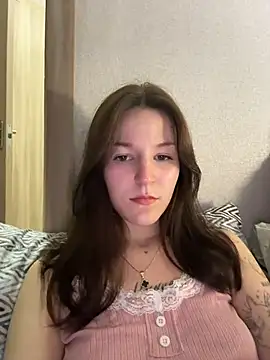 Snapshot of OliaLav chatting on February 10, 8:02 pm OliaLav online show from February 10, 8:02 pm