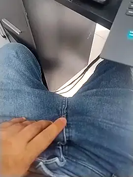 Snapshot of homem-amador chatting on March 6, 4:47 pm homem-amador online show from March 6, 4:47 pm