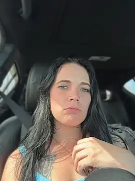ahungkittykat online show from May 18, 8:36 pm