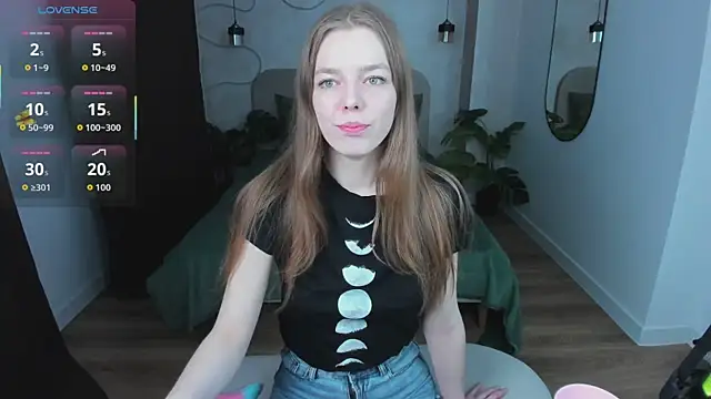  Tina Tayllor  online show from May 15, 9:22 pm