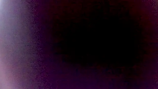 Snapshot of sexual_lizzy chatting on April 21, 9:06 pm sexual lizzy online show from April 21, 9:06 pm