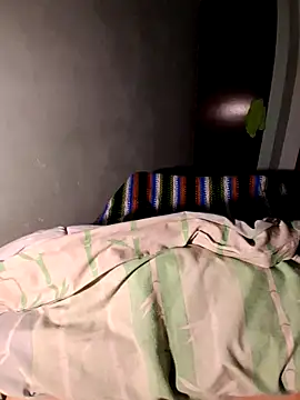 Snapshot of gonzalitoC4 chatting on August 10, 6:28 am gonzalitoC4 online show from August 10, 6:28 am