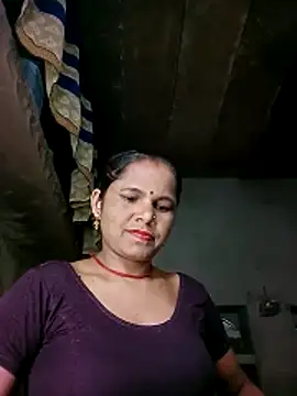 Snapshot of Pooja_sahu chatting on May 30, 4:48 pm Pooja sahu online show from May 30, 4:48 pm