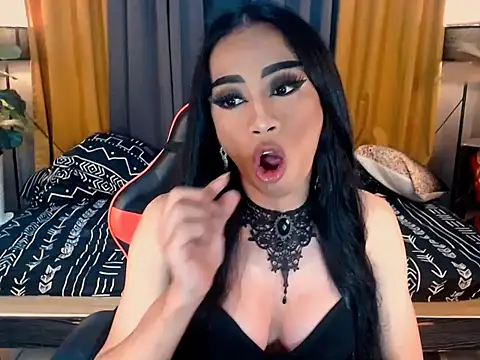 Snapshot of VeshtidaTS chatting on March 28, 8:03 am VeshtidaTS online show from March 28, 8:03 am