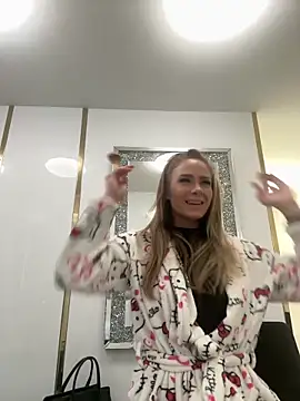 Snapshot of AmeelliaRose chatting on February 22, 7:23 pm AmeelliaRose online show from February 22, 7:23 pm