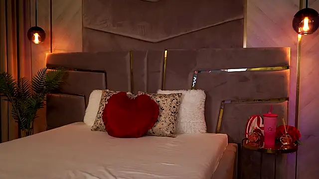 Snapshot of AmeelliaRose chatting on March 29, 6:52 pm AmeelliaRose online show from March 29, 6:52 pm