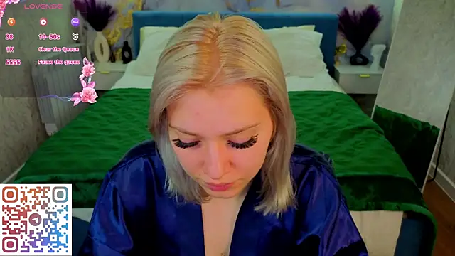 Kate Krose online show from April 27, 9:07 am