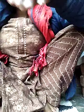 Snapshot of Rani_012 chatting on February 4, 3:34 am Rani 012 online show from February 4, 3:34 am