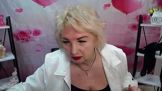 RenataDaster online show from May 5, 10:56 am