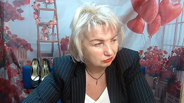 RenataDaster online show from May 12, 4:59 pm