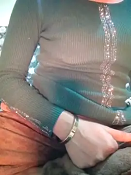 naughty poonam online show from February 6, 7:39 pm