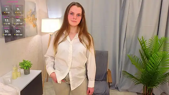 LuannaPetru online show from February 1, 4:38 pm