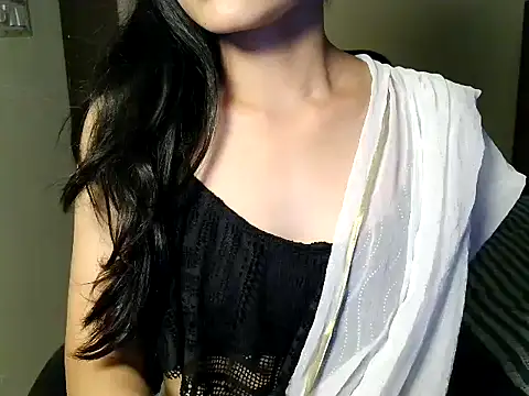 Snapshot of Sharmila_05 chatting on May 11, 8:09 am Sharmila 05 online show from May 11, 8:09 am