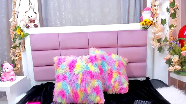 Keiry Paloma online show from February 19, 1:40 pm