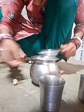 Sexy kiran002 online show from March 14, 1:34 am