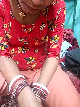 Sexy kiran002 online show from March 22, 5:33 am