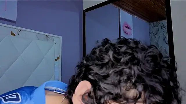 Luca Moon  online show from February 4, 11:38 am