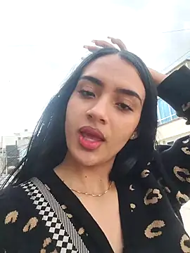 cynliu online show from April 29, 7:20 pm