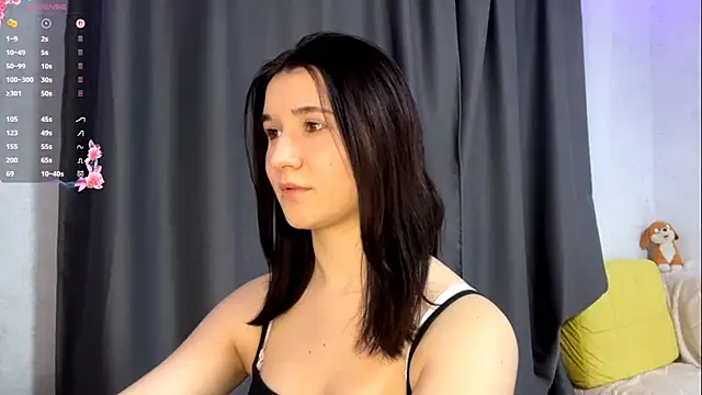 elaravoss online show from February 4, 2:45 pm