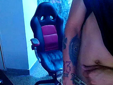 Piter Strauss online show from February 12, 1:44 am