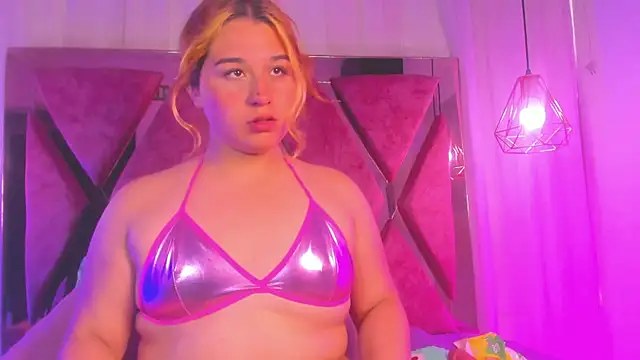 shantal cooper  online show from March 17, 7:50 pm