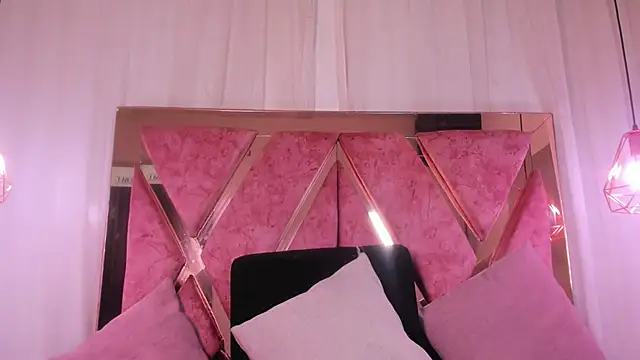 shantal cooper  online show from March 22, 10:46 pm