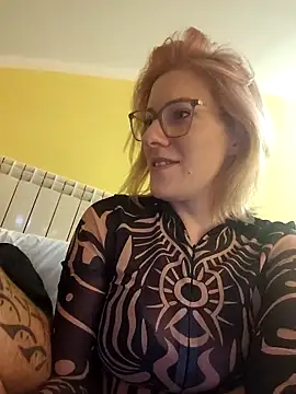 PolomaAndBobo online show from March 23, 10:03 pm