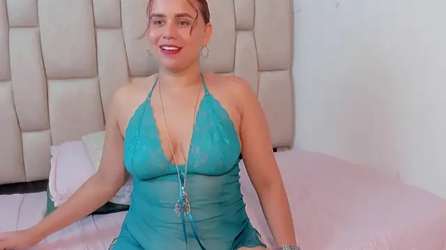 alennax online show from February 2, 12:15 pm