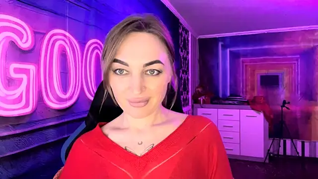 Snapshot of Vellora_ chatting on April 11, 9:41 pm Vellora online show from April 11, 9:41 pm