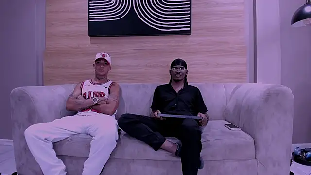 guyshardd online show from February 10, 8:13 pm