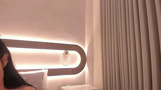 Snapshot of Violeta_sum chatting on March 21, 12:32 pm Violeta sum online show from March 21, 12:32 pm