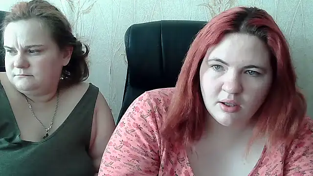 HollyXXXEva online show from February 1, 10:03 am