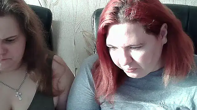 HollyXXXEva online show from February 2, 7:40 am