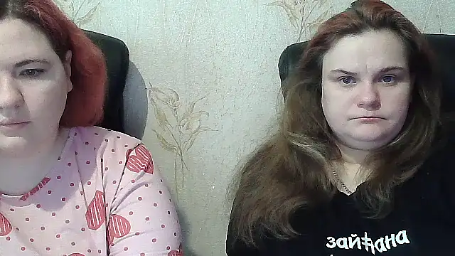 HollyXXXEva online show from February 6, 7:23 am