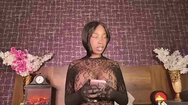 mollyjackson  online show from February 27, 11:05 pm