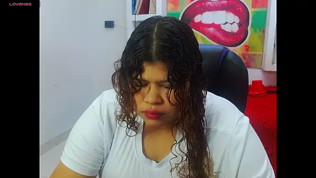 Cloe r online show from February 4, 10:36 pm