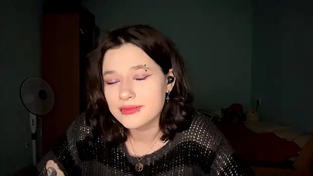 PalihSushi online show from February 11, 9:09 pm